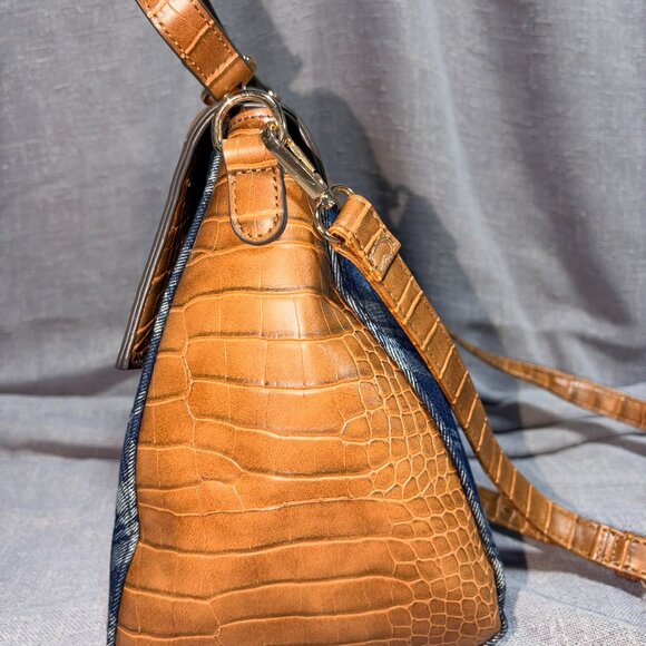 Cute CATO top handle satchel - Picture 7 of 9